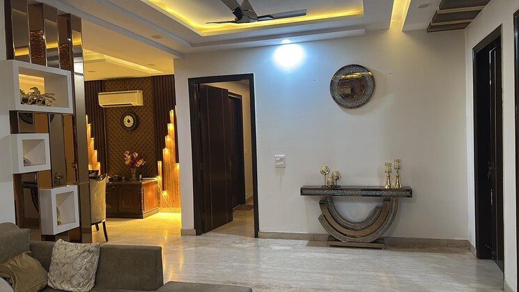Living Room, shalimar bagh 3 Bedroom 1000 Sq.Ft. Builder Floor In Shalimar Bagh Delhi 8586120