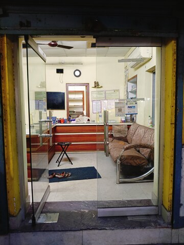 Floor Plan in  Shop at Lake Town – for Rent
