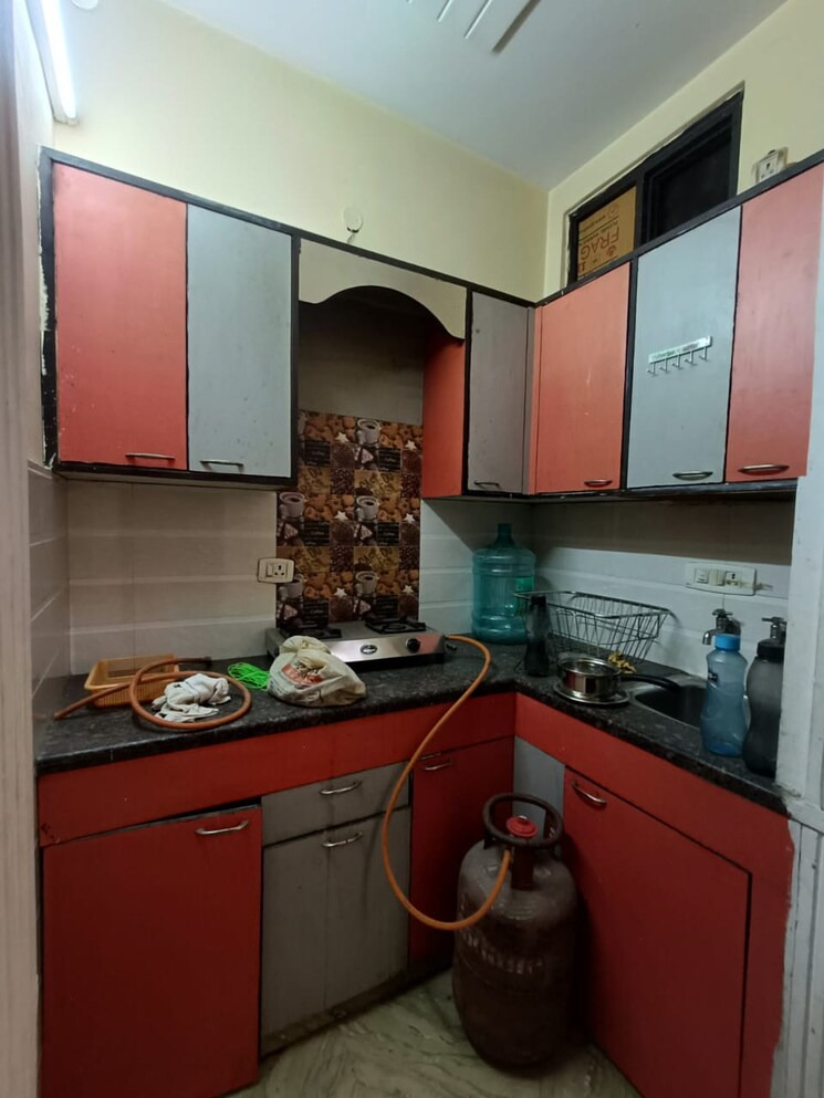 Kitchen, ashok nagar 1.5 Bedroom 450 Sq.Ft. Builder Floor In Ashok Nagar Delhi 8586229