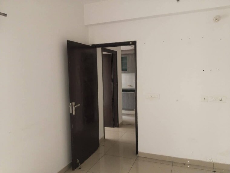 Room, gulshan-bellina 2 Bedroom 597 Sq.Ft. Apartment In Sector 16 Greater Noida Greater Noida 8586232