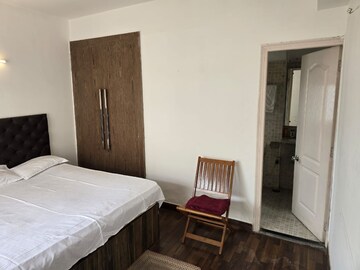 Bedroom in 2 BHK Builder Floor at Sector 89 – for Rent