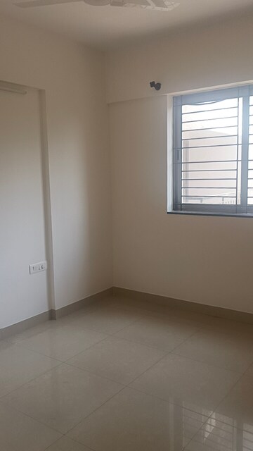 Room in 2 BHK Apartment at Ozone Urbana Aqua, Devanahalli – for Sale