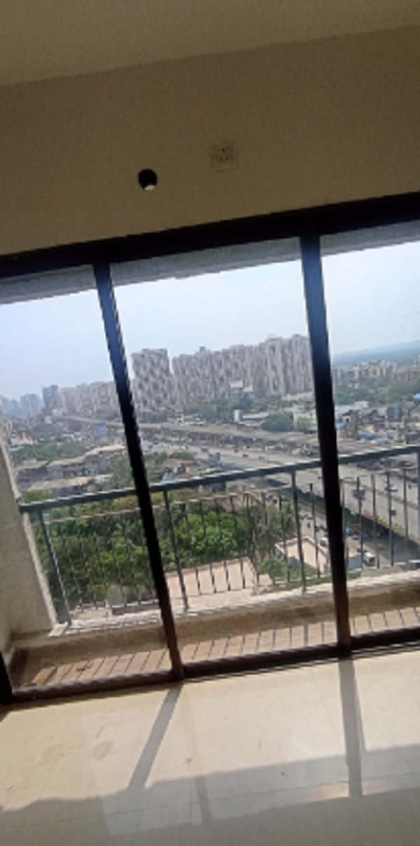 1.5 BHK Apartment For Sale in Man Opus