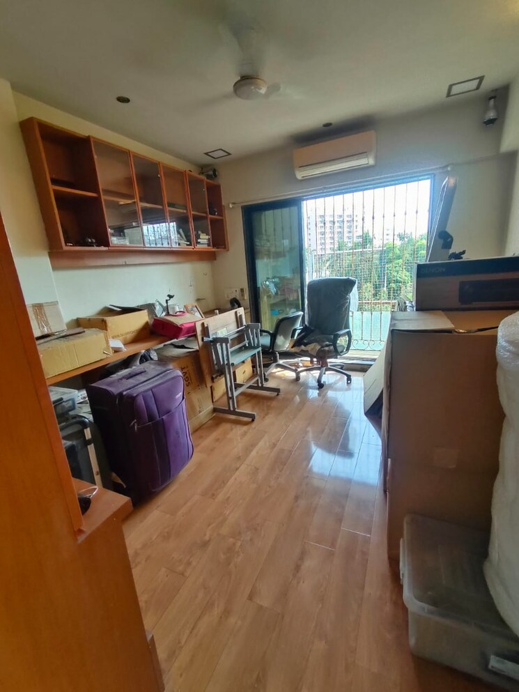 Master Bedroom, juhu-pearl 3 Bedroom 1500 Sq.Ft. Apartment In Juhu Mumbai 8586269