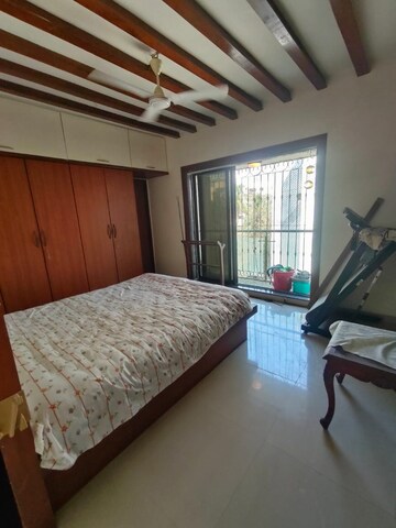 Bedroom in 3 BHK Apartment at Juhu Pearl, Juhu – for Rent