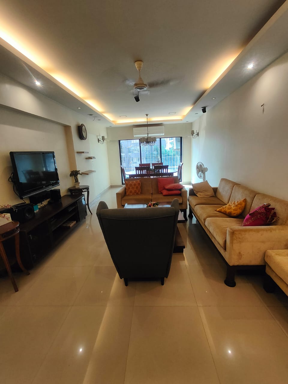 3 BHK + Pooja Room 1500 Sq.Ft. Apartment in Juhu Pearl