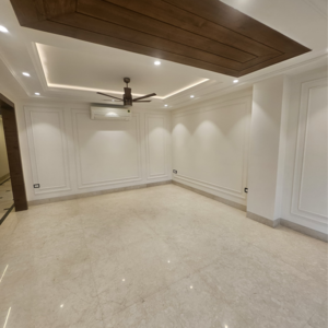 Bathroom in 4 BHK Builder Floor at New Rajinder Nagar – for Sale