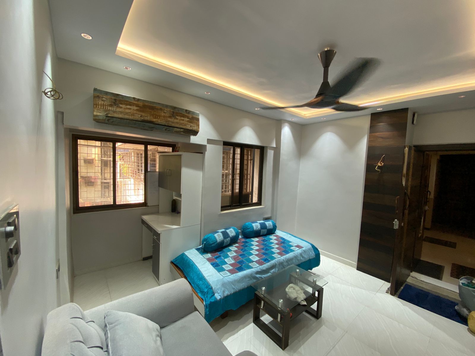 1 BHK + Extra Room 450 Sq.Ft. Apartment in Leela Apartment Versova
