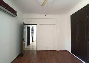 2 BHK Apartment For Sale in Amrapali Silicon City, Sector 76