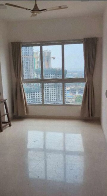 Room in 3 BHK Apartment at Piramal Vaikunth Vairat, Balkum Pada – for Rent
