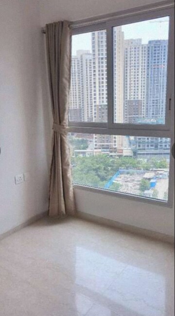 Room in 3 BHK Apartment at Piramal Vaikunth Vairat, Balkum Pada – for Rent