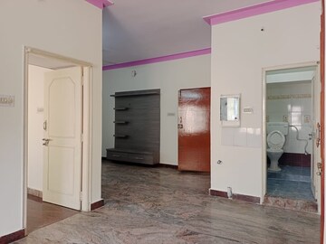 Room in 2 BHK Builder Floor at Hsr Layout – for Rent