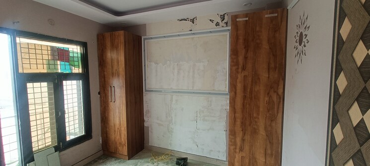 Room, dwarka mor 2 Bedroom 70 Sq.Yd. Builder Floor In Dwarka Mor Delhi 8586379