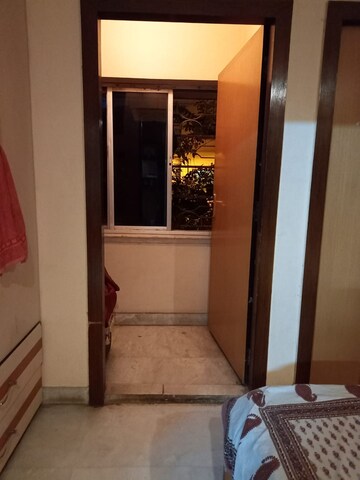 Room in  Pg at Rash Behari Avenue – for Rent