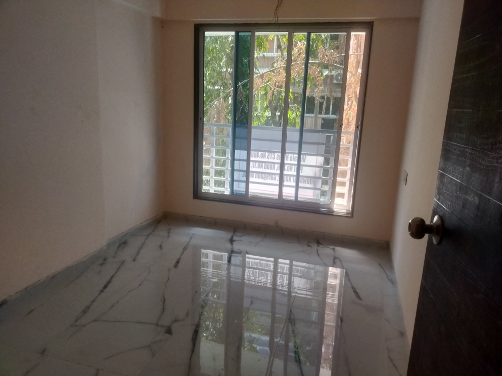 1 BHK 350 Sq.Ft. Apartment in Jawahar Nagar CHS Goregaon