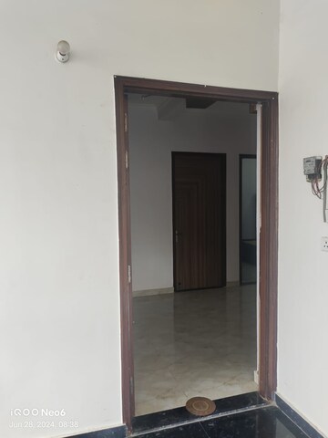 Room in  Pg at Gomti Nagar – for Rent