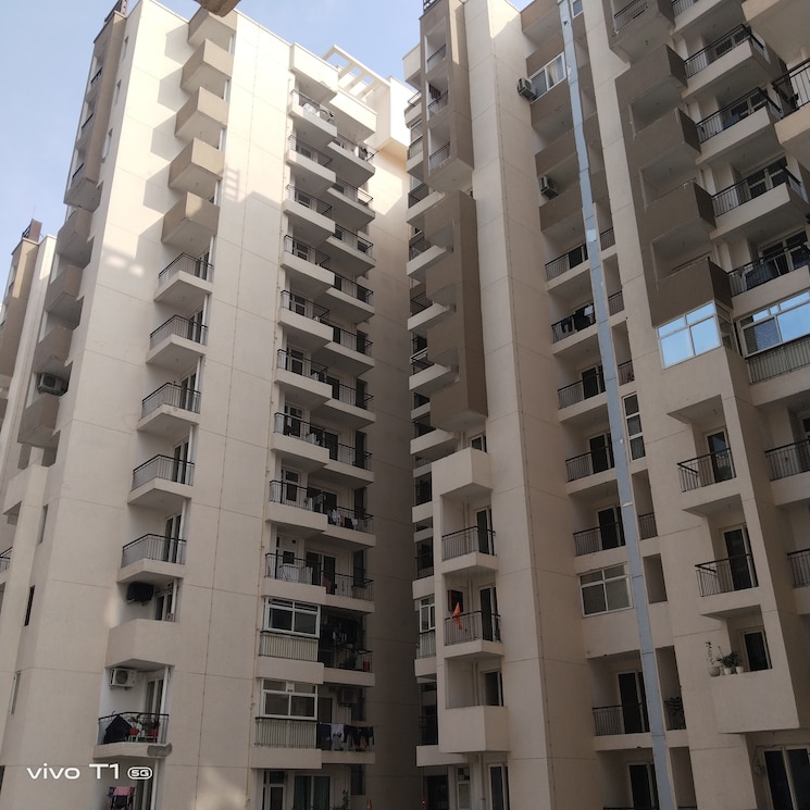 Exterior View, amrapali-leisure-park 3 Bedroom 1450 Sq.Ft. Apartment In Amrapali Leisure Valley Greater Noida 8586483