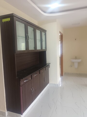 Room in 2 BHK Apartment at Manikonda – for Rent