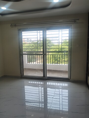 Room in 2 BHK Apartment at Manikonda – for Rent