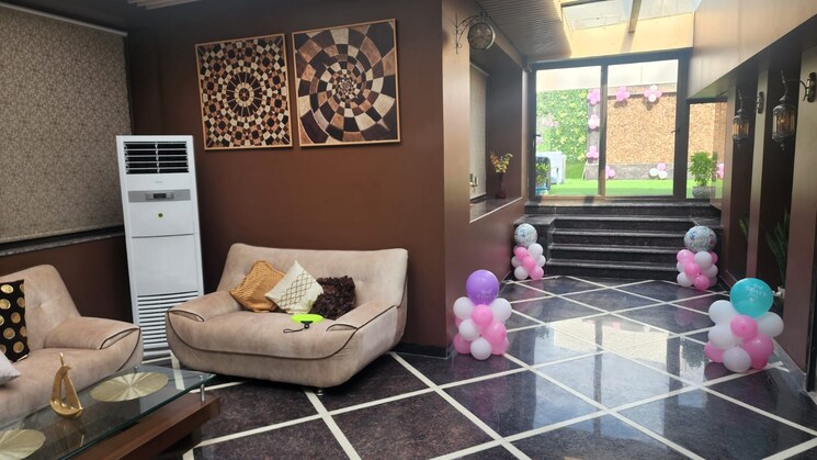 Living Room, pioneer-araya 5 Bedroom 9625 Sq.Ft. Penthouse In Sector 62 Gurgaon 8586500