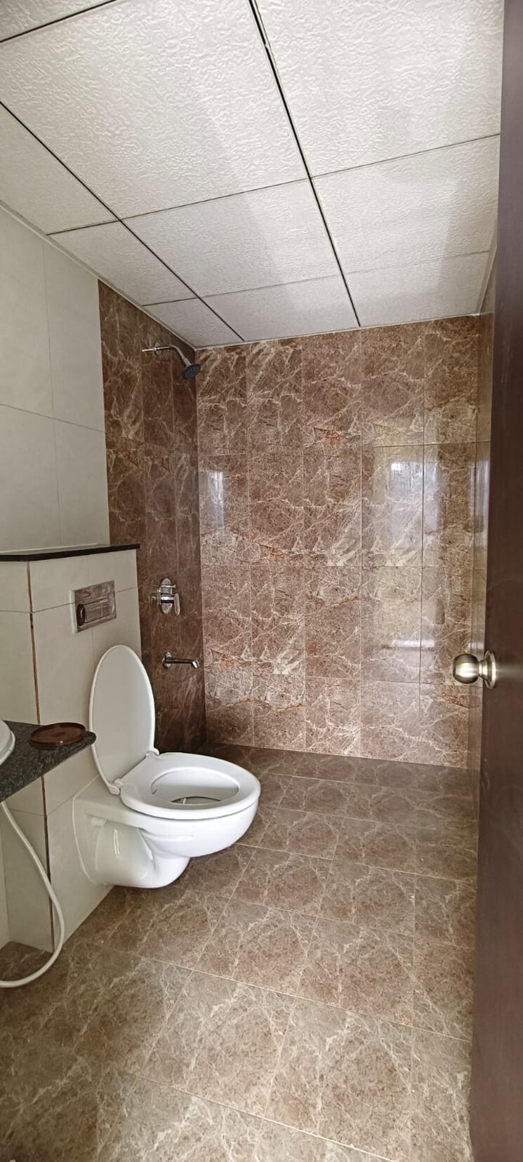Bathroom, kolte-patil-life-republic 2.5 Bedroom 850 Sq.Ft. Apartment In Hinjewadi Pune 8586532