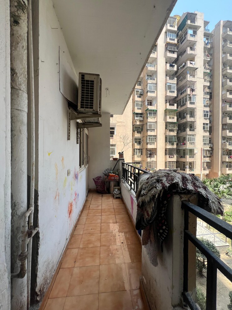 Balcony, gardenia-glamour 3 Bedroom 1550 Sq.Ft. Apartment In Vasundhara Sector 3 Ghaziabad 8586540