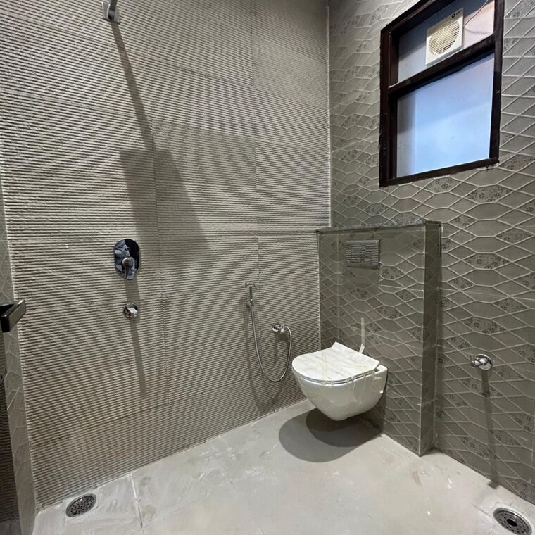Bathroom, patiala road 3 Bedroom 1200 Sq.Ft. Apartment In Patiala Road Zirakpur 8586545