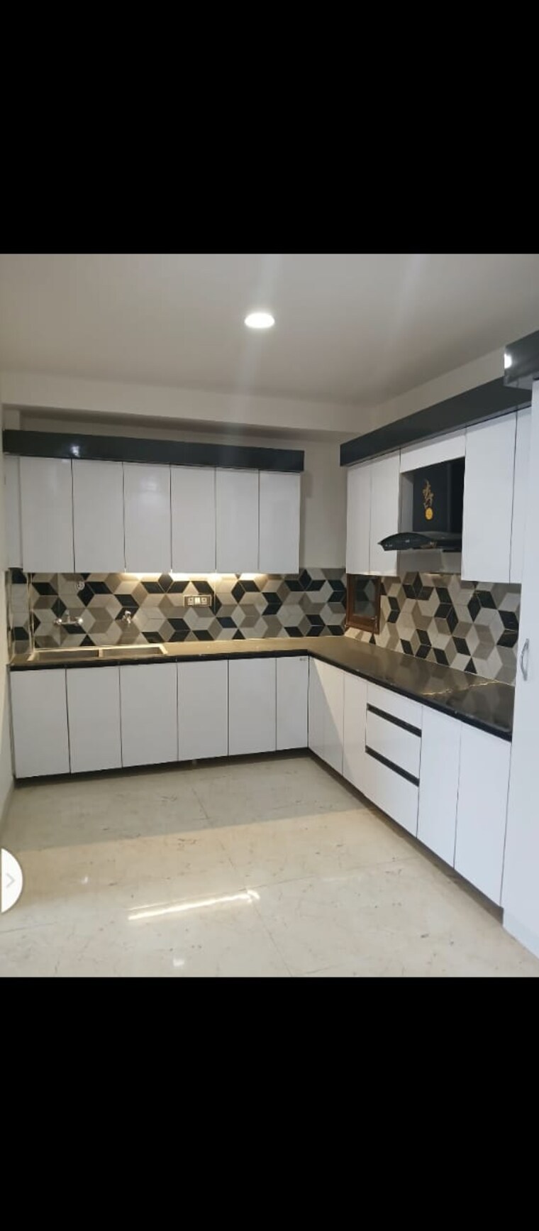 Kitchen, sector 73 3 Bedroom 1350 Sq.Ft. Builder Floor In Sector 73 Noida 8586548