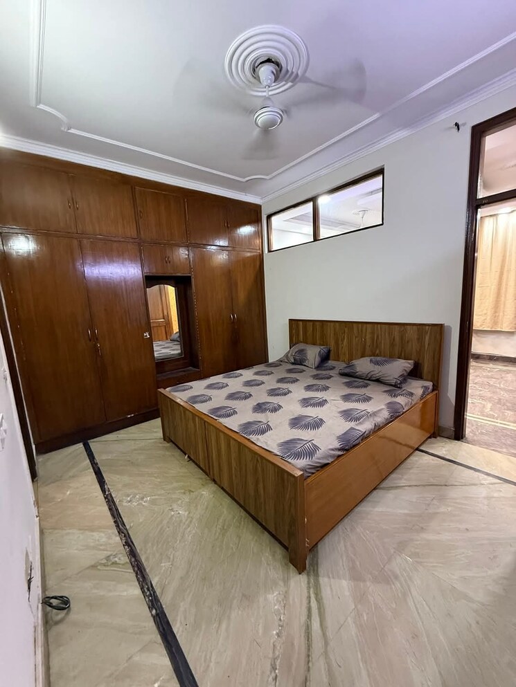 Bedroom, income-tax-residential 2 Bedroom 900 Sq.Ft. Builder Floor In Pitampura Delhi 8586563