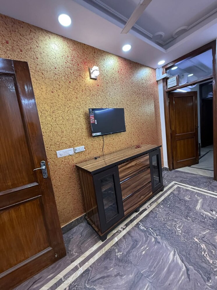 Kitchen, income-tax-residential 2 Bedroom 900 Sq.Ft. Builder Floor In Pitampura Delhi 8586563