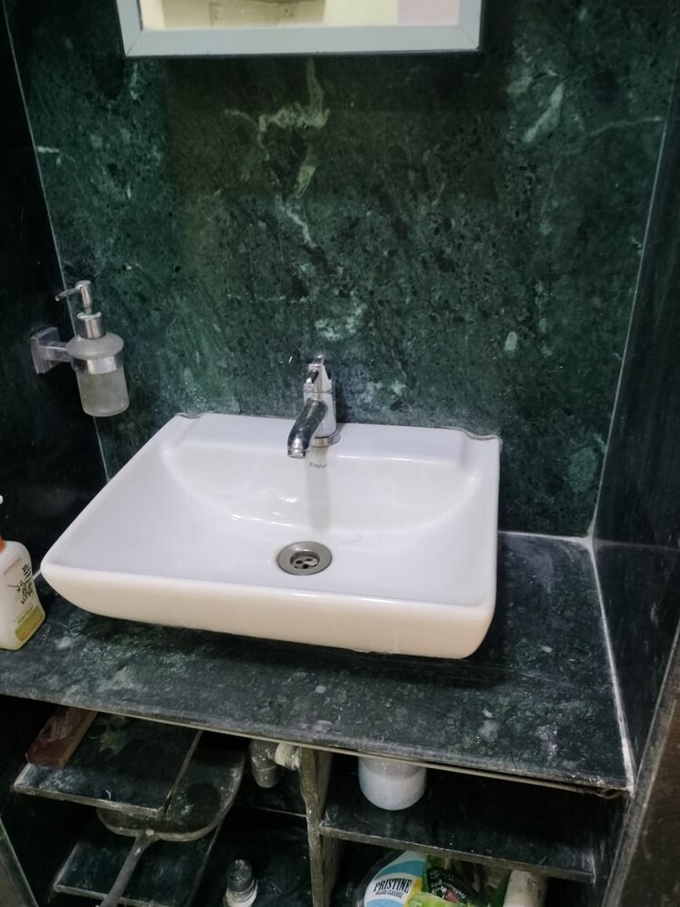 Bathroom, olive-chs-borivali 1 Bedroom 450 Sq.Ft. Apartment In Borivali West Mumbai 8586567