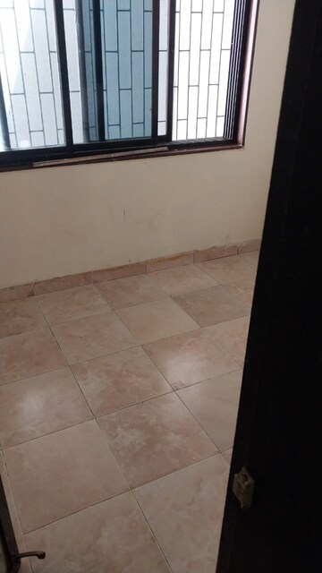 Room in 2 BHK Apartment at Marvel Vinayak, New Panvel – for Rent