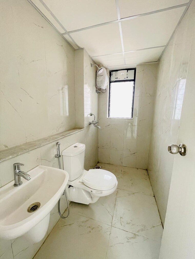 Bathroom, runwal-gardens 3 Bedroom 905 Sq.Ft. Apartment In Dombivli East Thane 8586578