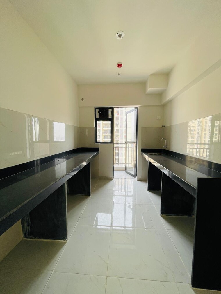 Kitchen, runwal-gardens 3 Bedroom 905 Sq.Ft. Apartment In Dombivli East Thane 8586578