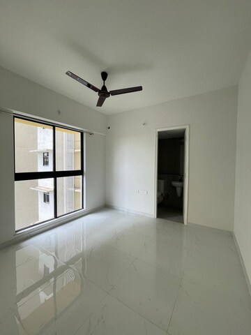 1 BHK Apartment For Sale in Runwal Gardens, Dombivli East