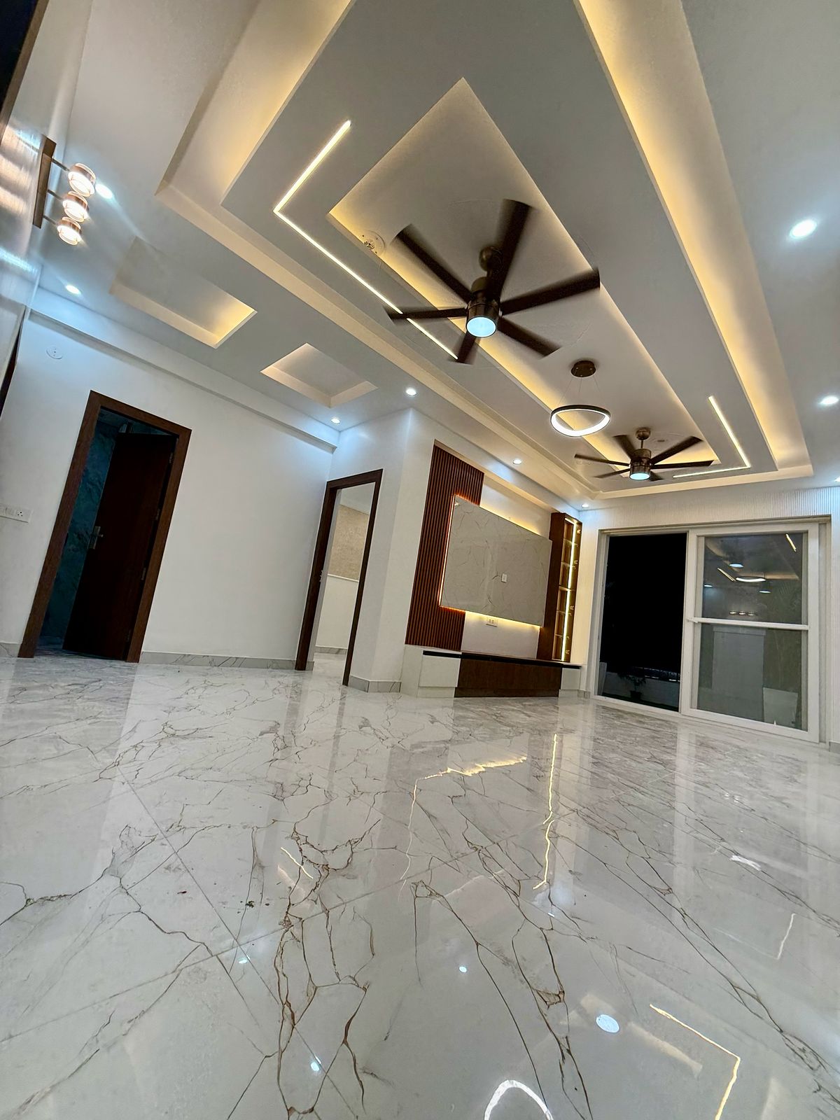 3 BHK + Servant Room Builder Floor For Sale in SS Mayfield Gardens