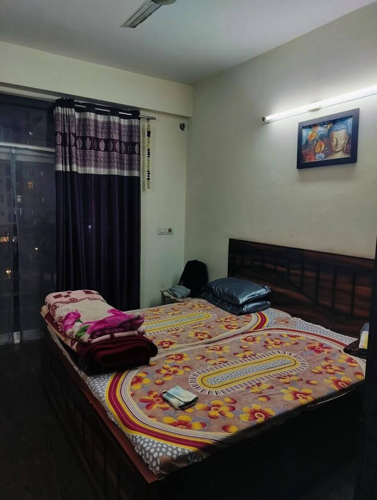Bedroom, mahagun-mywoods 4 Bedroom 1810 Sq.Ft. Apartment In Sector 16c Greater Noida Greater Noida 8586620