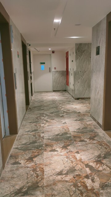 Room in 3 BHK Apartment at Dosti Eastern Bay, Wadala – for Rent