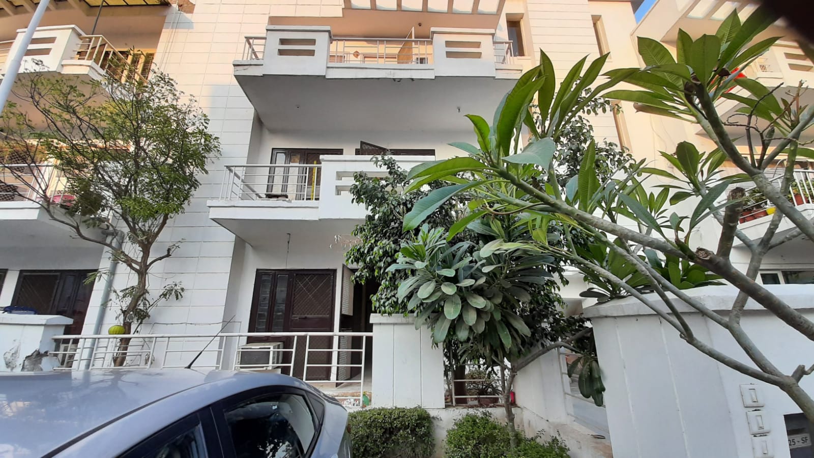 3 BHK + Extra Room Apartment For Rent in M2K The White House