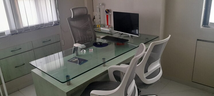 Team Area, remi-bizcourt Commercial Office Space 600 Sq.Ft. In Andheri West Mumbai 8586744