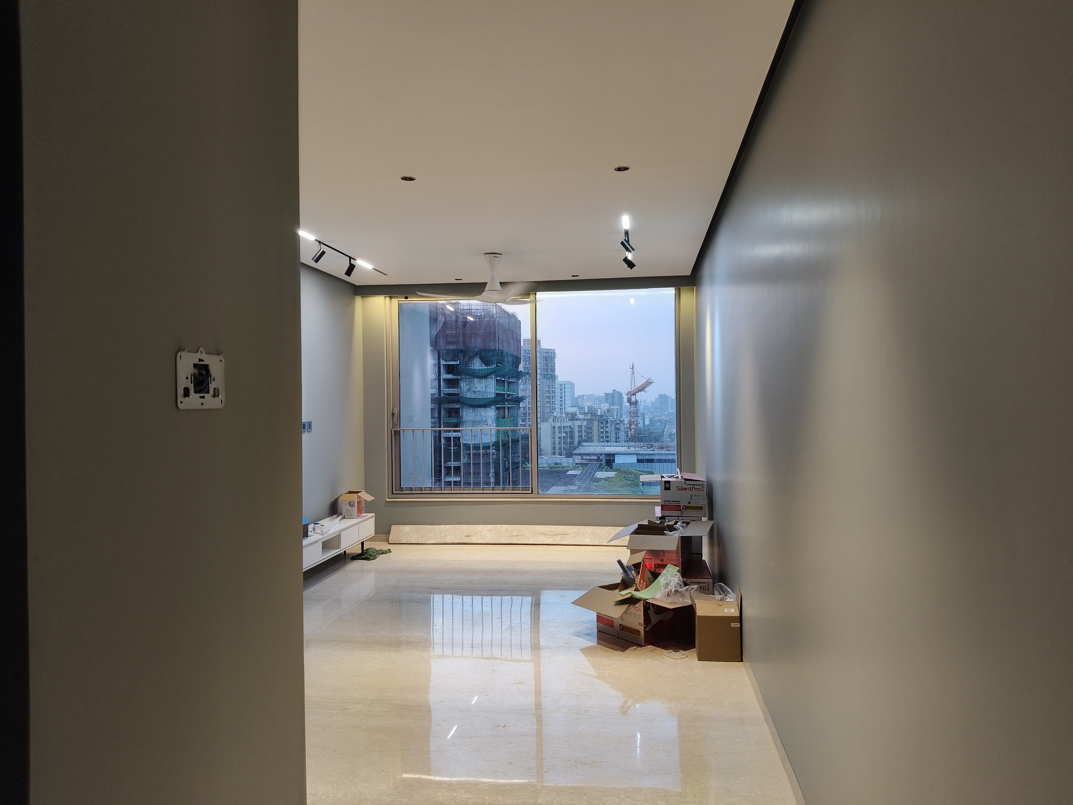 3 BHK 1073 Sq.Ft. Apartment in Oberoi Sky City