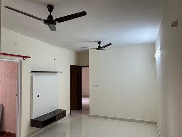 Room in 2 BHK Apartment at Prestige Primrose Hills, Banashankari 6th Stage – for Rent