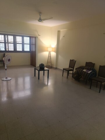 Room in 2 BHK Apartment at Indiranagar – for Rent