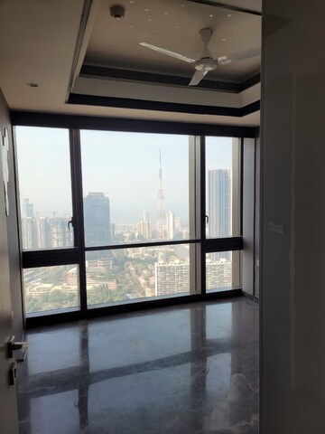 Room in 3 BHK Apartment at Adani Ten BKC, Bandra East – for Rent