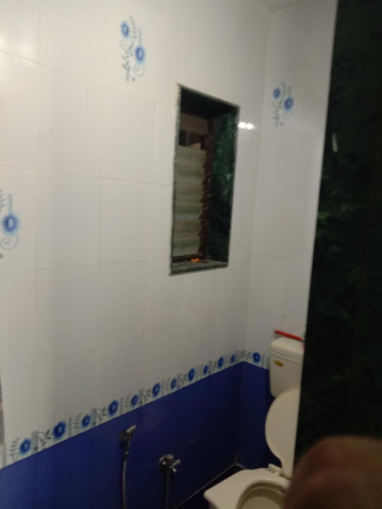 Bathroom, janwadi 1 Bedroom 500 Sq.Ft. Independent House In Janwadi Pune 8587001