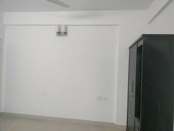 Room in 2 BHK Apartment at Domlur – for Rent