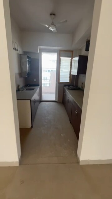 3 BHK Apartment For Rent in Puri Pranayam, Sector 82