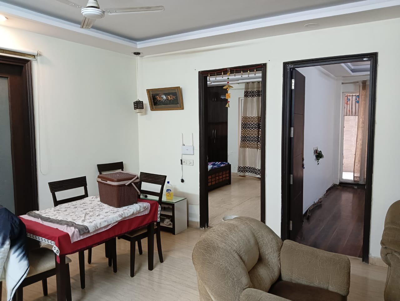 2 BHK + Servant Room Apartment For Sale in Unitech Fresco