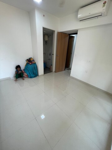 Room in 1 BHK Apartment at Lodha Codename Premier, Dombivli East – for Rent