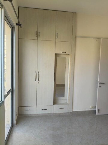 2.5 BHK Apartment For Rent in Ireo Uptown, Sector 66
